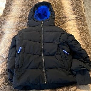 GUC Boys All In Motion size 6/7 Puffer jacket